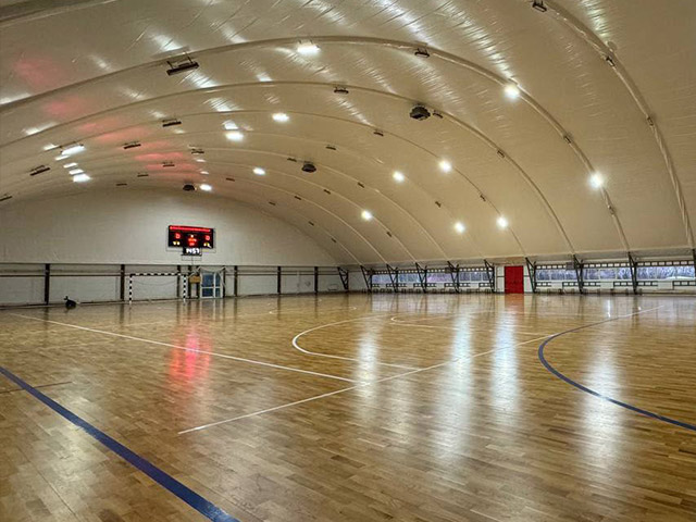 Универсальный зал